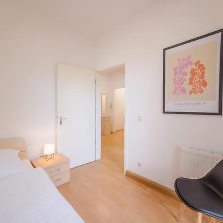 Ferienwohnung Fur Bis Zu 3 Personen Neu Renoviert Apartment *